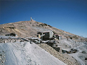 大型非金属矿制粉